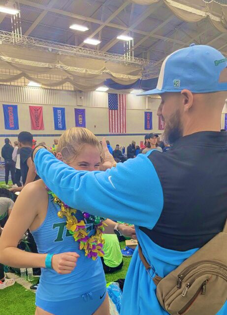 RunAdrianMyers's tweet photo. Lili Grant set a new PR for the Mile tonight which is a great way to kick-off your first indoor season @GreenWaveXCTF ! #RollWave #RunWave #PRbeads 🟢🟡🟣 https://t.co/qq2BOOZDk4