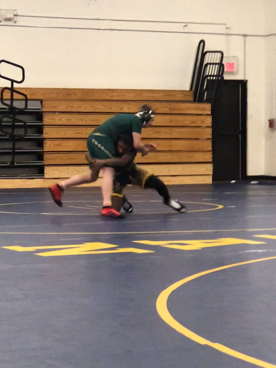 Modified wresting 🤼‍♀️showed their talent yesterday during a tri meet with FDR and Onteora. AJ Nugent had three pins in 12,18 and 21 seconds 👏🏽 👏🏽 This team is bringing some serious heat 🔥 <a href="/huskynation845/">The Pack</a> <a href="/HighlandCSD/">Highland CSD</a>