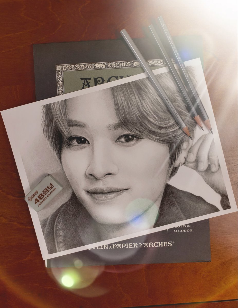 Never2Old4ARMY's tweet photo. #StrayKids #leeknow #lino #straykidsfanart #leeknowfanart https://t.co/oPDg4vpJ0Y