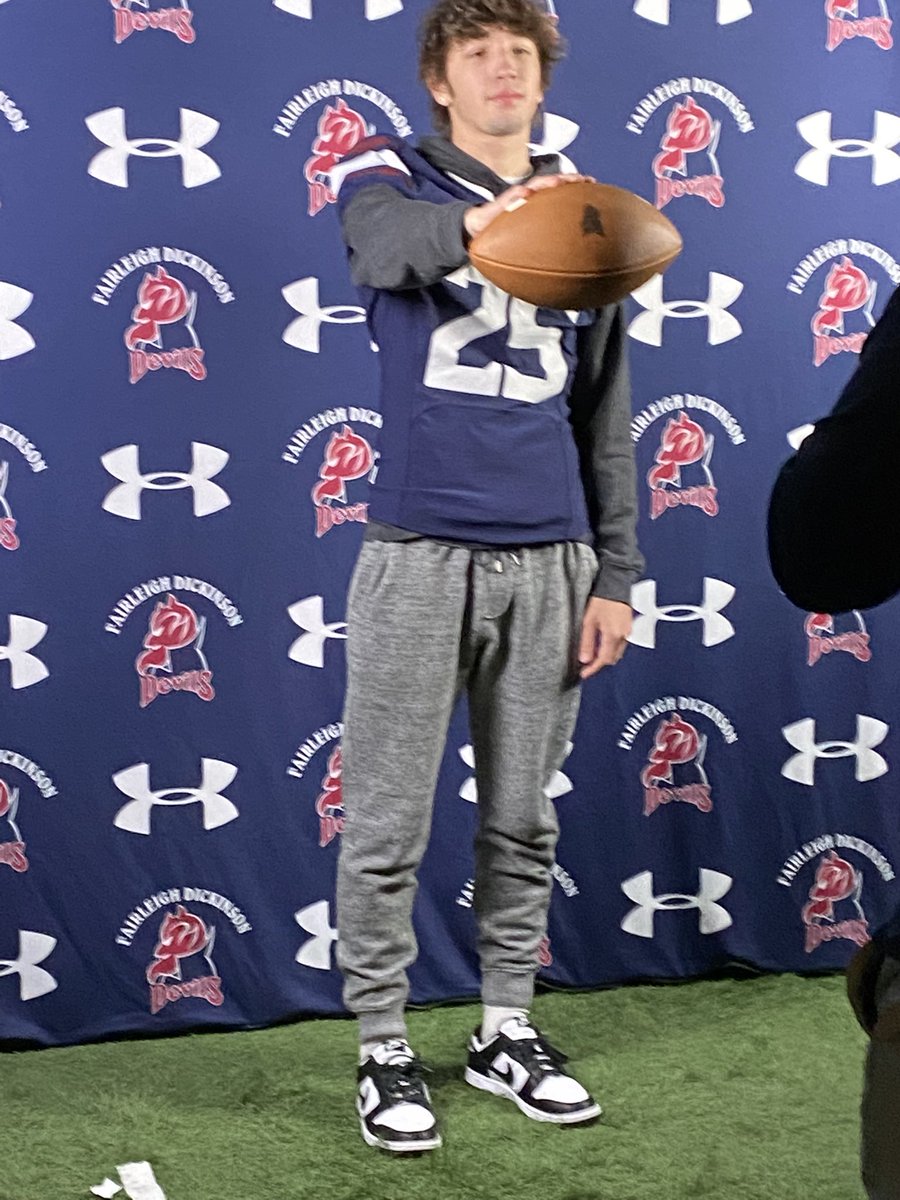 Colin Mazzola (@mazzola_colin) on Twitter photo Great visit <a href="/FDUFootball/">FDU Football</a> today! Thanks <a href="/CoachAVC_FDU/">Anthony Van Curen</a> for the campus tour and hospitality! Great visit <a href="/FDUFootball/">FDU Football</a> today! Thanks <a href="/CoachAVC_FDU/">Anthony Van Curen</a> for the campus tour and hospitality!