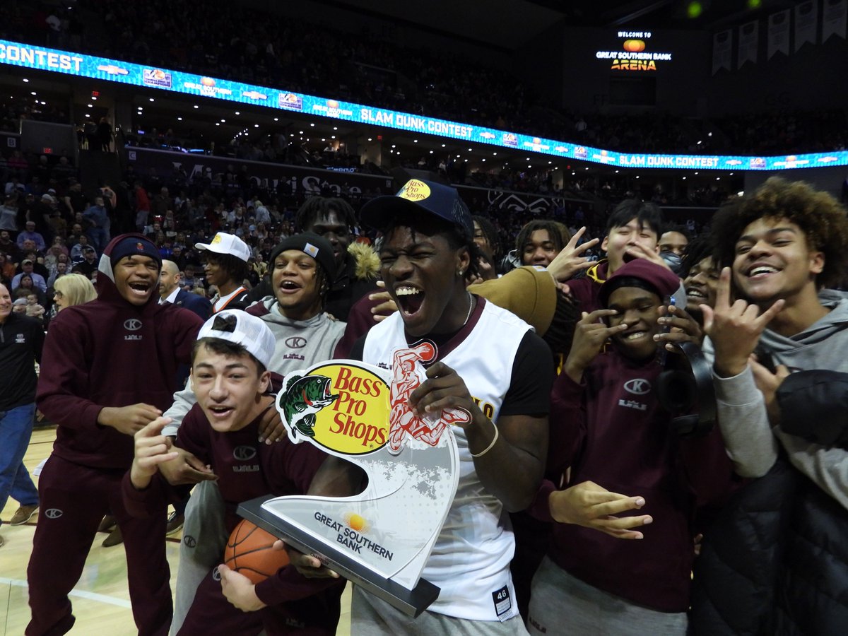 Congrats <a href="/ctkroyals/">CHRIST THE KING 🦁🏀</a> <a href="/ctkcoachjarbs/">Joe Arbitello</a> Jaylin Lewis on winning the Great Southern Bank Slam Dunk Contest. Waynesville's Tyrique Brooks was runner-up. tofc.weebly.com