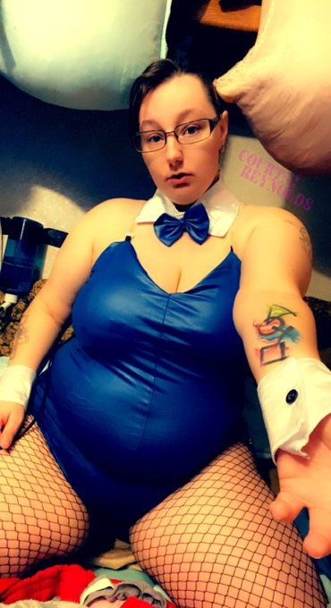 Bunny maid at your service! https://t.co/lgIwmNMExY<a href="/tag/newprofilepic"class="tags"><span>#newprofilepic</span></a>