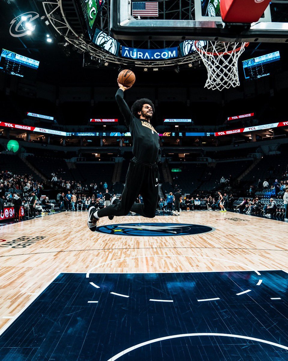 cavs's tweet photo. Time to go shopping!
#CavsWolves on @BallySportsCLE is on NOW. https://t.co/vpqRjpBT7V