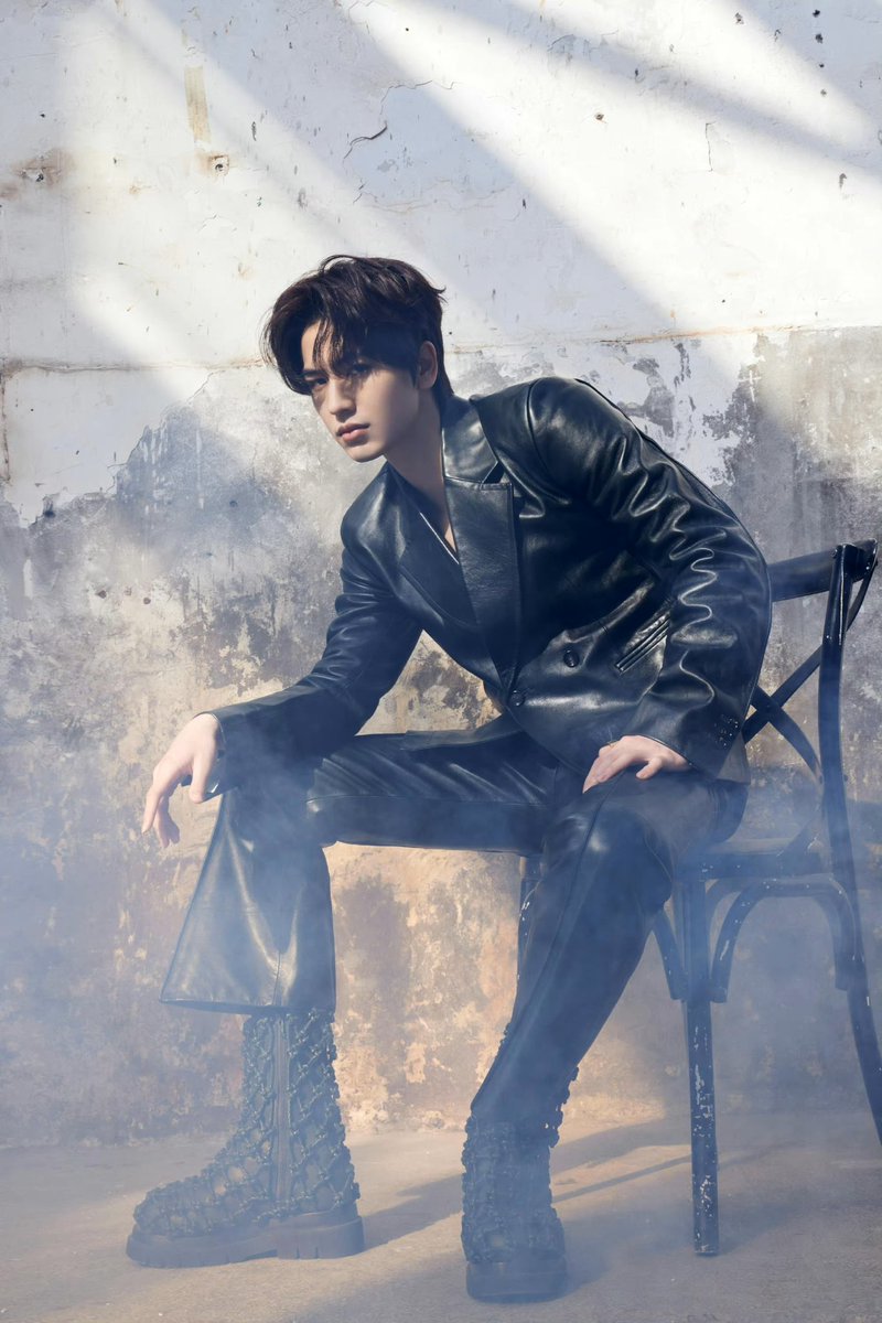 ForZLHth's tweet photo. (2)
#จางหลิงเฮ่อ #ForZLHth
#ZhangLingHe https://t.co/E1S5c9IE7m