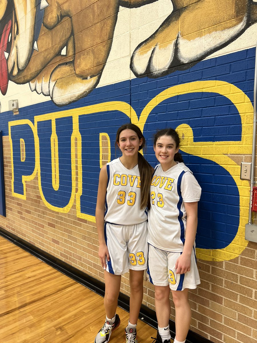 Beat 7th grade Waco Midway - River Valley 47-9 with my bff!  #2028 #Undefeated <a href="/copperascoveisd/">Copperas Cove ISD</a> <a href="/GodawgnationC/">Cove Athletics</a>