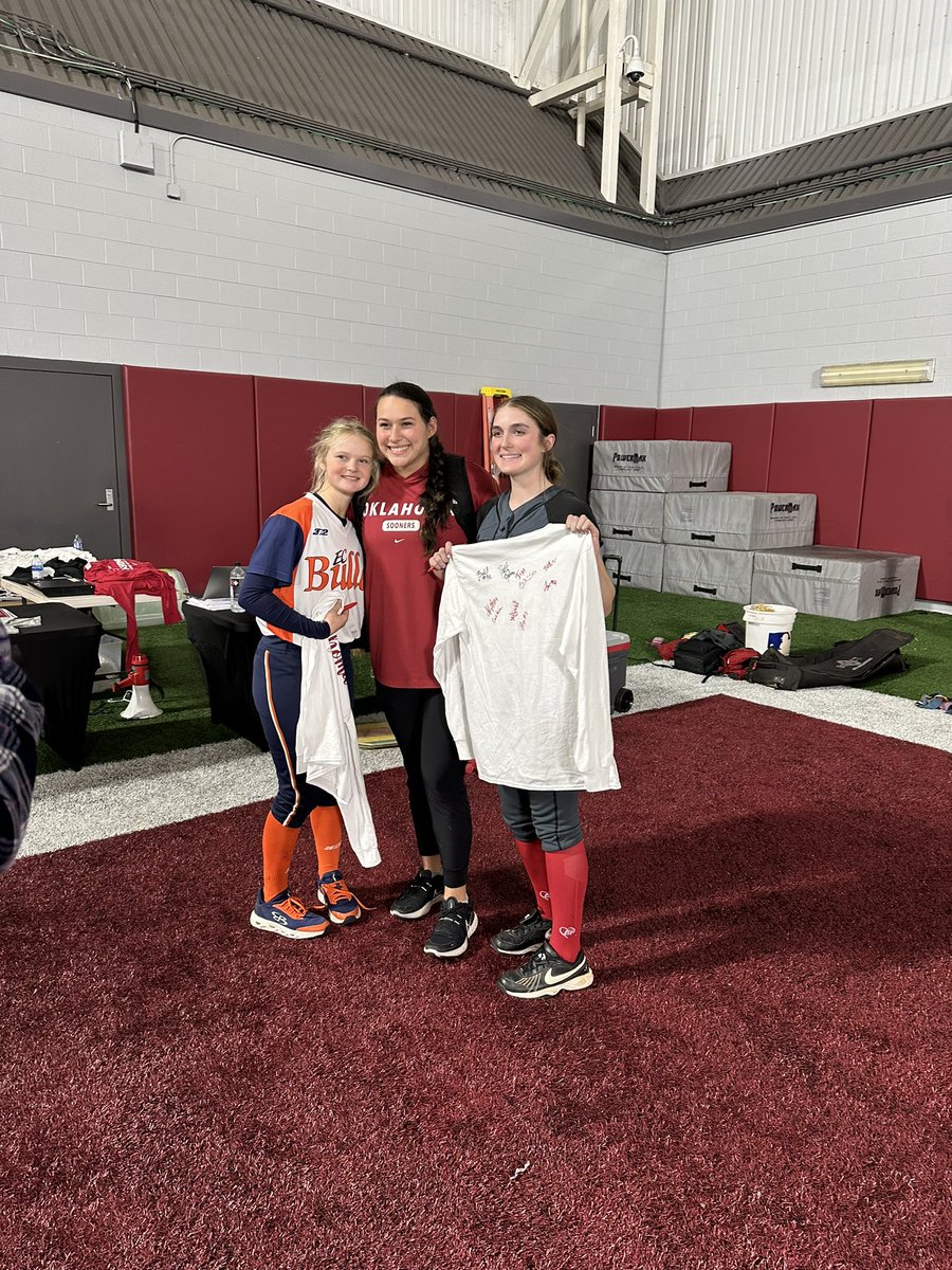 Thank you <a href="/PattyGassoSB/">Patty Gasso SB Camps</a> for an amazing camp today! I learned so much and can’t wait to come back! #BoomerSooner <a href="/GassoPatty/">Patty Gasso</a> <a href="/coachjro/">Jennifer Rocha</a> <a href="/hopetraut/">Hope Trautwein-Valdespino</a> <a href="/TG08_Pritchett/">Georgia Impact 08-Pritchett</a> <a href="/Los_Stuff/">Carlos Arias</a> <a href="/ExtraInningSB/">EXTRA INNING SOFTBALL</a> <a href="/FBHSsoftball/">Branch Softball</a> Thank you for catching me <a href="/QKiewert/">Quinn Kiewert 2026</a> ❤️