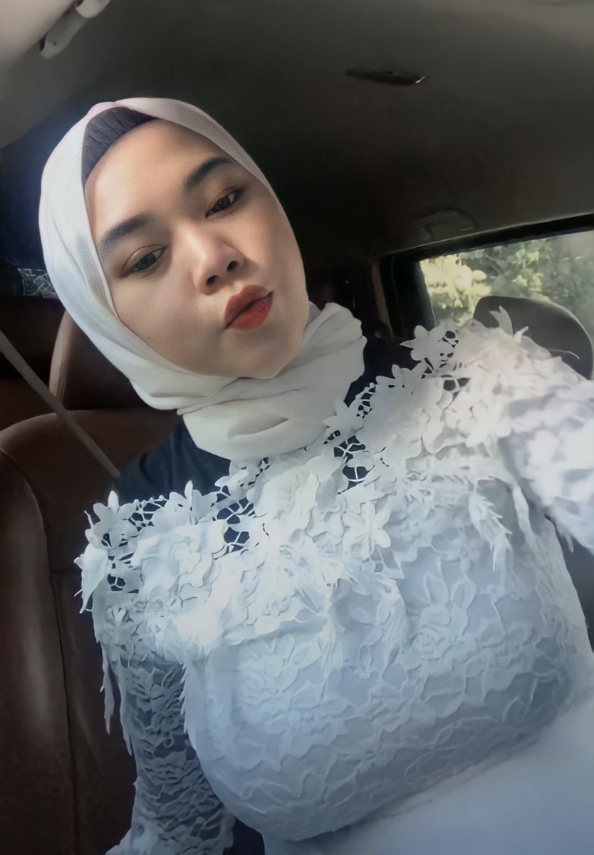 rima_sayanggg's tweet photo. Pulang kondangan dikasih jatah 😌 https://t.co/6gvUkIDqz3 https://t.co/hJTuVHsbsr