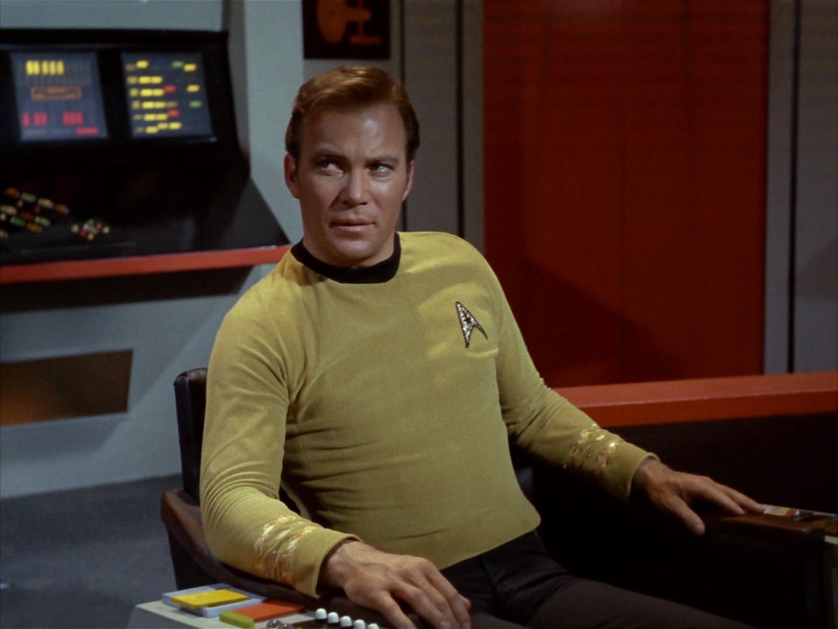 bkontheair's tweet photo. Post a pic of your favorite Captain. #CaptainKirk https://t.co/aF1fsPR4pX