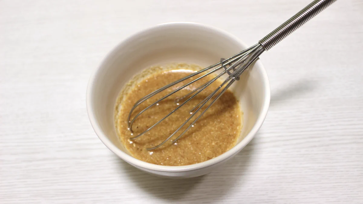 作り方を覚えておくと重宝しそう！お肉やお豆腐に合うという味噌タレのレシピ！