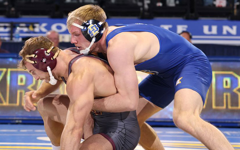 USAWrestling's tweet photo. No. 19 @GoJacksWrestle goes 4-0 at @VirginiaDuals College division, No. 23 Maryland, Virginia, Oklahoma finish 3-1

READ: https://t.co/uK45oF5f2K https://t.co/KsIFQHv6Q1