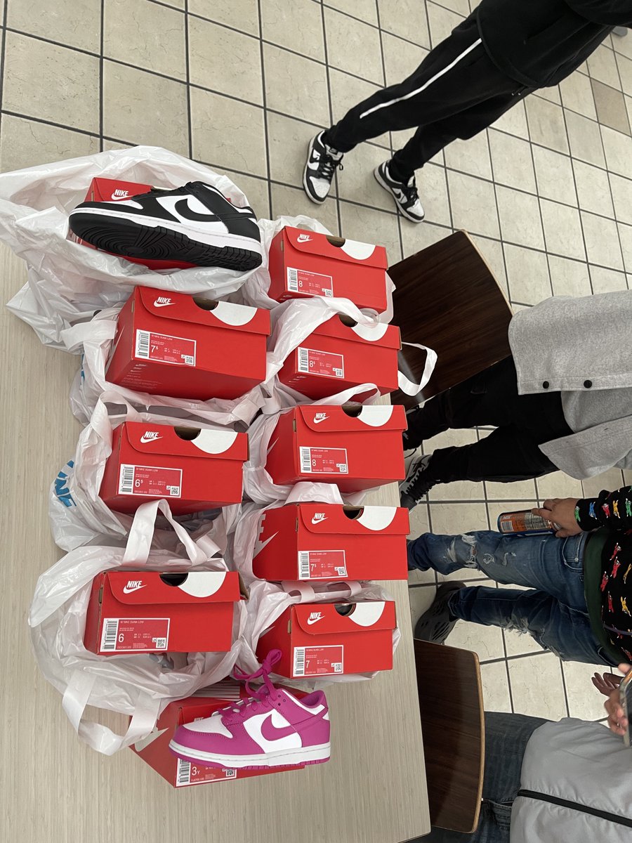 vasilissoftware's tweet photo. Are you really cooking if you don't have our software? Just look at our users, We provide accurate FNL/JD stock for many sneaker cook groups alike!

Join us today at https://t.co/ALDX8ovKxi and experience us today first handedly! https://t.co/SbLUzlbCyu