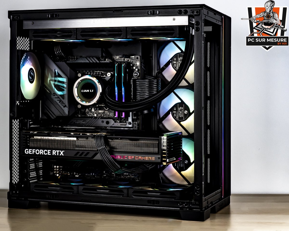 Hardware31AL's tweet image. 🛠"Need ROG" - Montage LIAN LI O11 Dynamic EVO🛠

#AtelierH31 
🔧 INTEL Core i5-13600KF
🔧 ASUS ROG STRIX Z790-F
🔧 LIAN LI Galahad 360 
🔧 G.SKILL Trident Z5 RGB 6000 MHz
🔧 ASUS ROG STRIX RTX 4080
🔧 OCDESIGN Kit 180° + 12VHPWR

PC sur mesure H31🔽
boutique.hardware31.tech/pc-sur-mesure-…