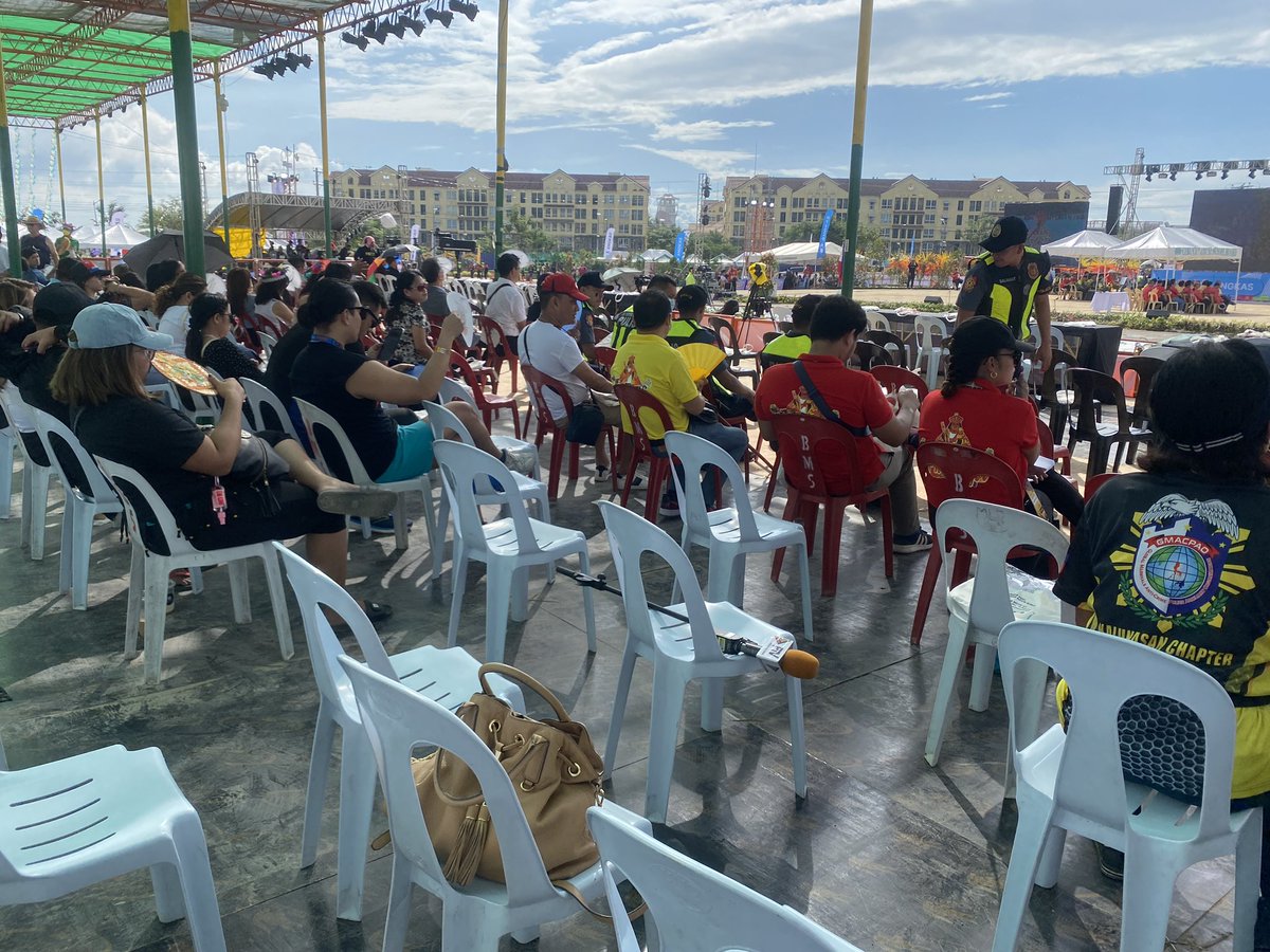 ABSCBN News on Twitter "Spectators of the Sinulog Festival 2023 are