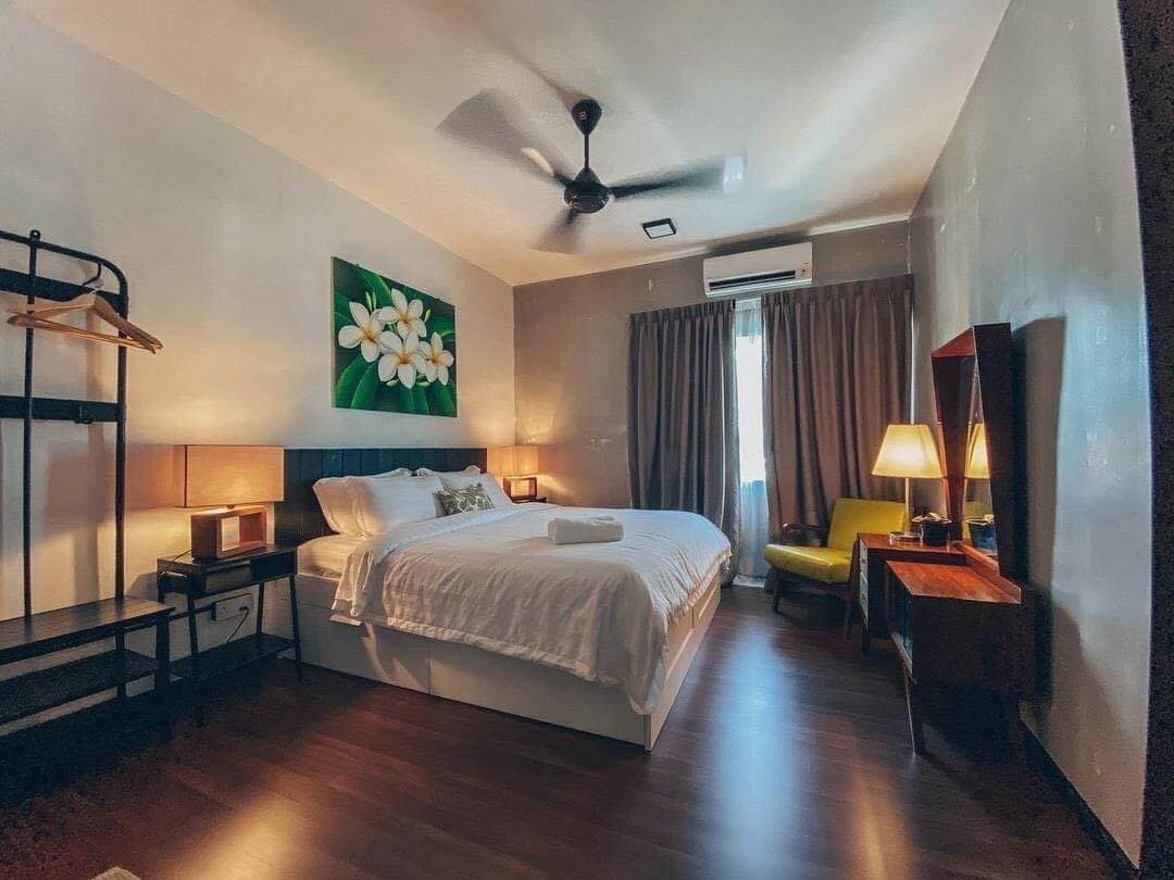 decohaven's tweet photo. Bestnya ada indoor pool dalam bilik! Nanti dah sampai Melaka, wajib stay sini. Naise gilerrr 😳😍

📍 Tinyscale Homestay, Duyong, Melaka
🔖 https://t.co/uy5k2Q7d0S https://t.co/NCDw18dOXR
