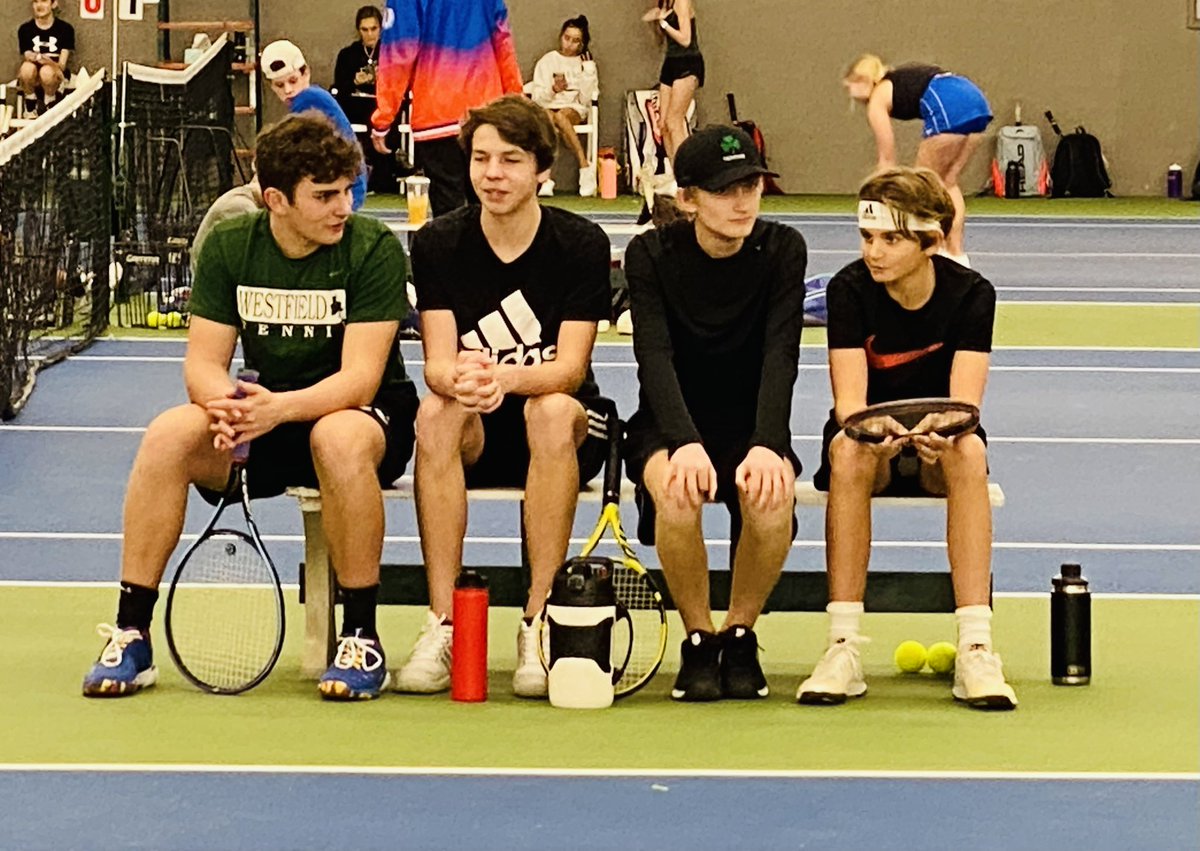 gibbss23's tweet photo. A fun night for a Westfield vs. Westfield JTT match! What a great group!  @Shamrockstennis https://t.co/MrjR4Pcw9W