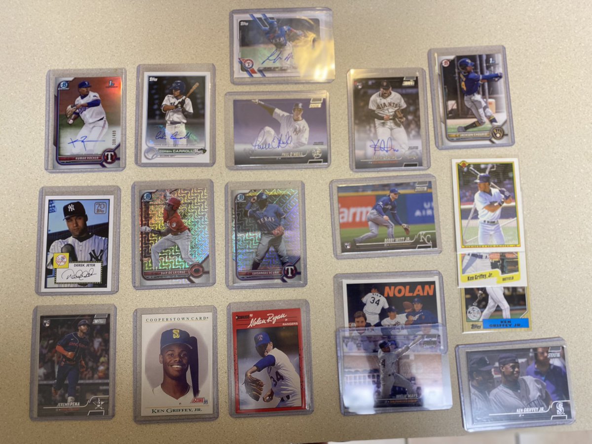 BuddyKilgore's tweet photo. Recent Rips, pulls, and mail day. 
@Wheres_Wander @CardPurchaser 

Big thanks to @scottyc19801 and @ishicards. https://t.co/9J8SJ3dQDg