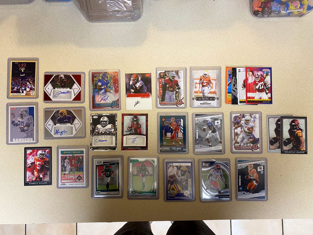 BuddyKilgore's tweet photo. Recent Rips, pulls, and mail day. 
@Wheres_Wander @CardPurchaser 

Big thanks to @scottyc19801 and @ishicards. https://t.co/9J8SJ3dQDg