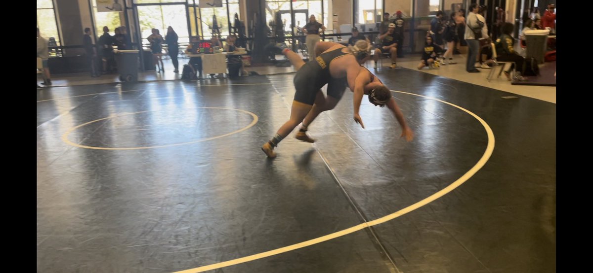 _GetOuttaDodge's tweet photo. Proud of @BrockDodge50 for leaving it all on the mat at the 2023 Gator Roll today! A few wins and a few losses. Lessons learned-Respect earned. On with the body count. @k_oakwrestling @CoachCondiff @Coach_BCarp #Bodycount #stackinbodies #FINISH https://t.co/MHWZrr4lyK