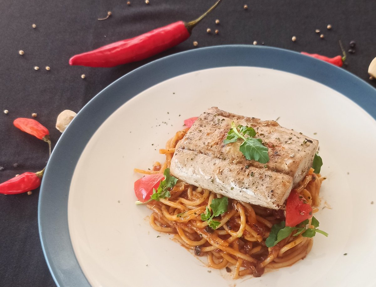 GrandIxora's tweet photo. Think in the morning, act in the noon ✨🤤

Explore our menu at @bambu.roras 
Price start from IDR 40,000 

#bamburorasresto 
#foodviral 
#delicious 
#grandixorakutaresorts 
#grandixorakutaresort https://t.co/wV9pDu34Kd