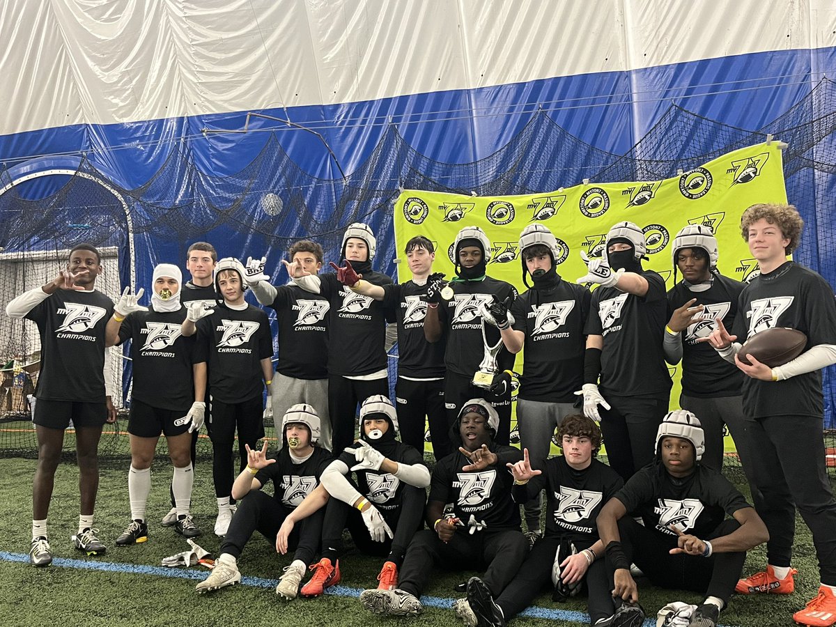 NWahlScouting's tweet photo. 🚨@my7on7 MLC Champs 🚨

15U Champions: @LevelUp7on7 
15U MVP: @XzavionRobinso4, WR/DB

14U Champions: @IOWAFLEX7v7 
14U MVP: @reecesain7, QB

Congratulations to all from us at @PrepRedzone! 🏈 https://t.co/cWtIhS8aWC