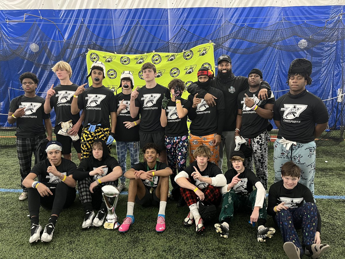 NWahlScouting's tweet photo. 🚨@my7on7 MLC Champs 🚨

15U Champions: @LevelUp7on7 
15U MVP: @XzavionRobinso4, WR/DB

14U Champions: @IOWAFLEX7v7 
14U MVP: @reecesain7, QB

Congratulations to all from us at @PrepRedzone! 🏈 https://t.co/cWtIhS8aWC
