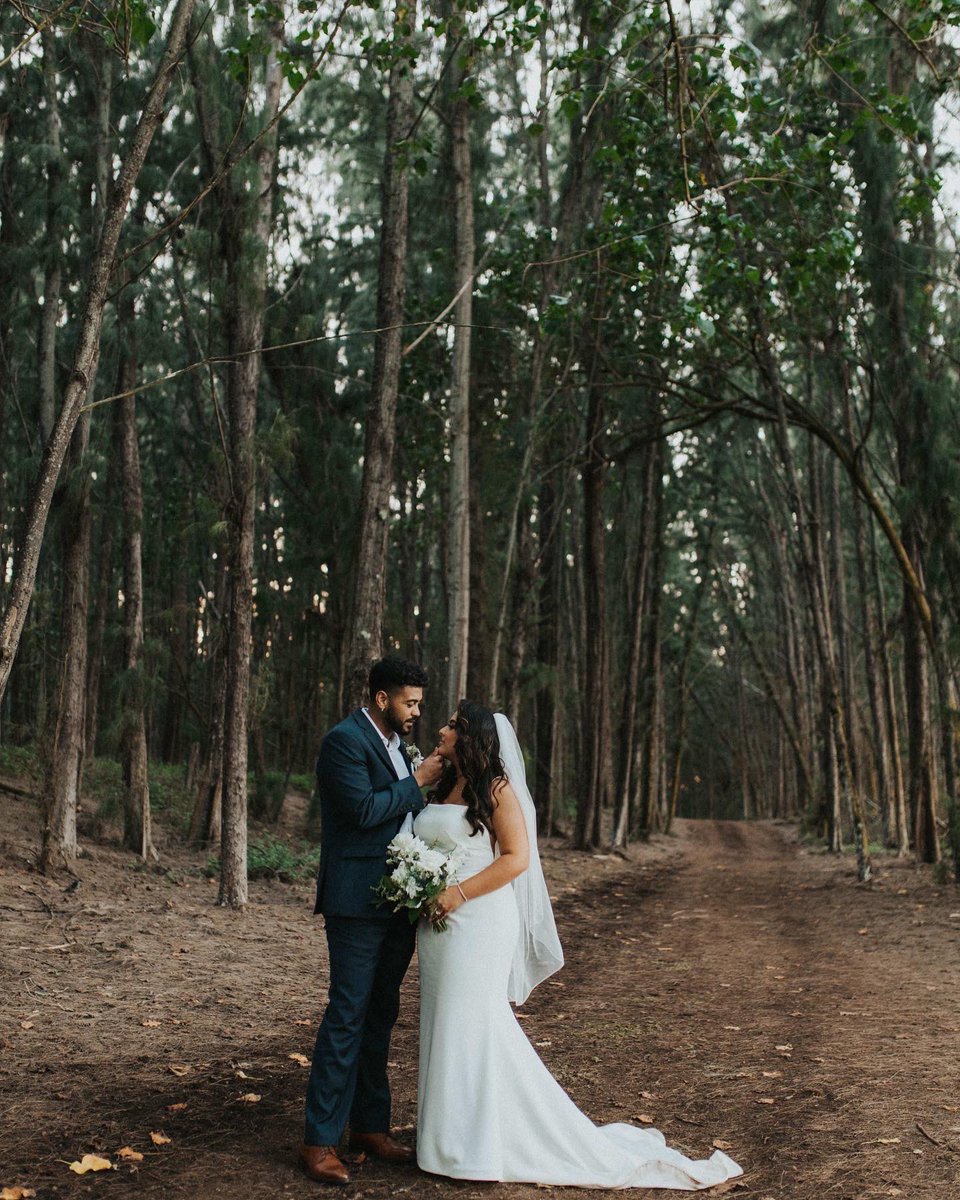 iman_isaa's tweet photo. On cloud 9💍💍 https://t.co/K8aQnaOkTd