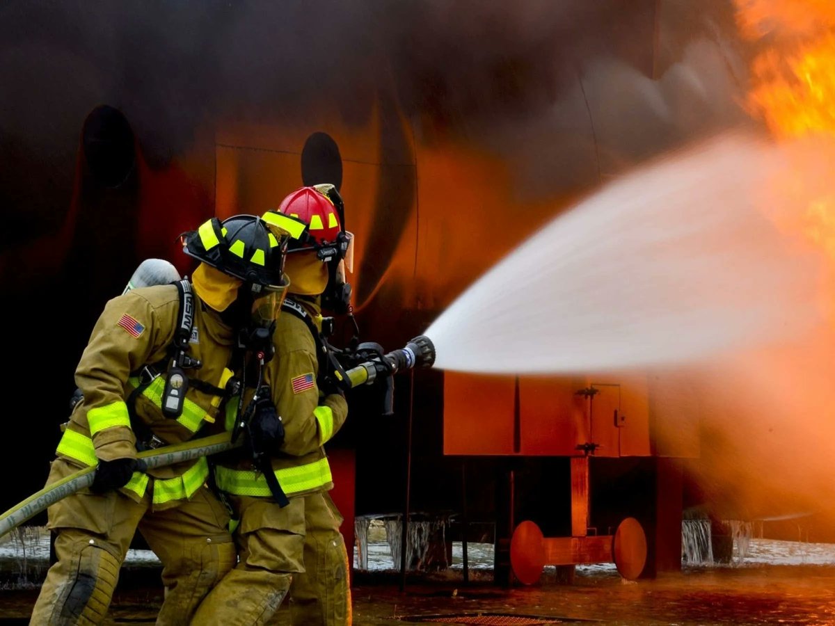 Top firefighter interview questions. buff.ly/3sArGi7
#firefighter #firefighters #firefighterjobs #fireservice #fireservicejobs