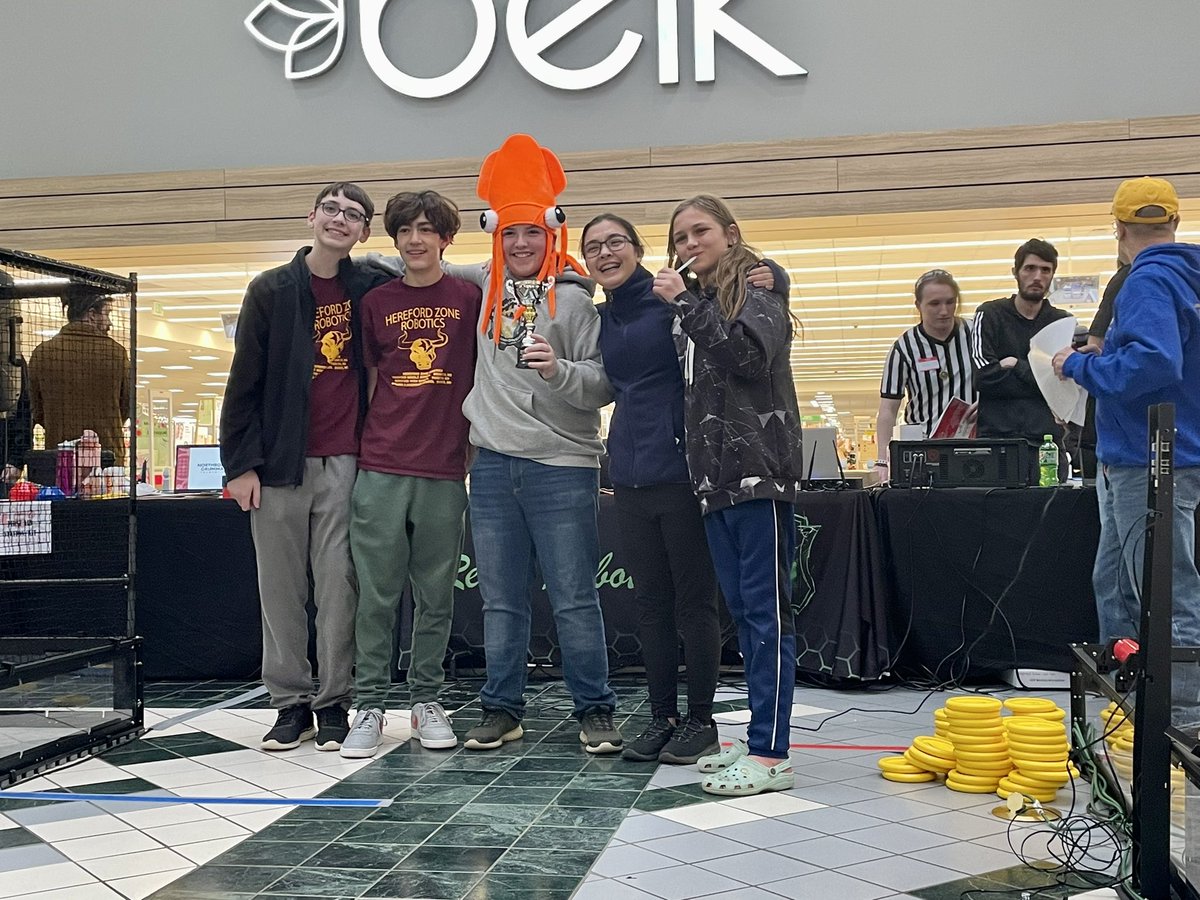 hzr929's tweet photo. Congrats to our HMS robotics teams!  Competing today at the Western MD Tournament at the Valley Mall Hagerstown, 9290B earned the MS Excellence award &amp; Tournament Champion.  9290A was chosen for the Design Award.  Awesome performances by all teams including 9290D   Go Bulls! https://t.co/Id64VGAh8r