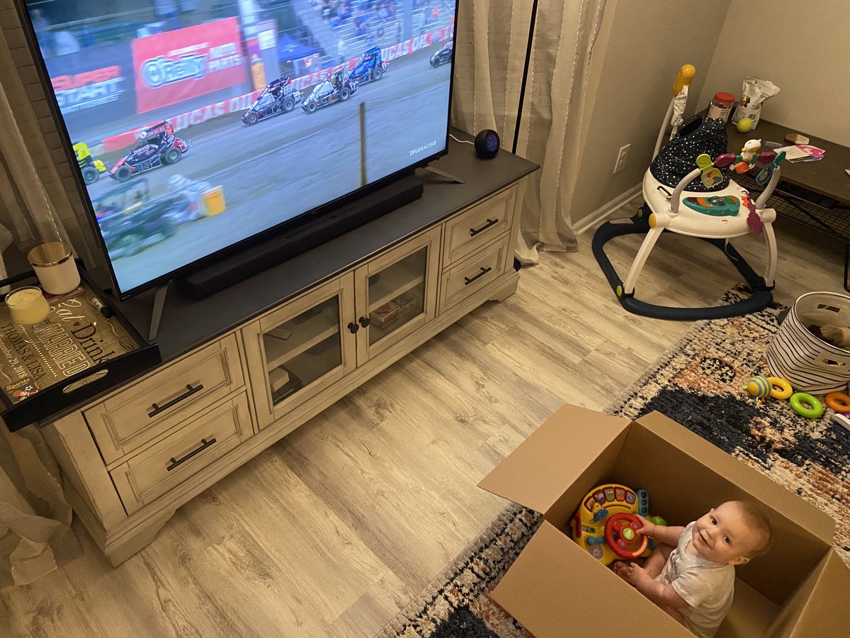#tweetyourfloseat   Lucas practicing his first laps while watching #ChiliBowl2023 <a href="/FloRacing/">FloRacing</a>