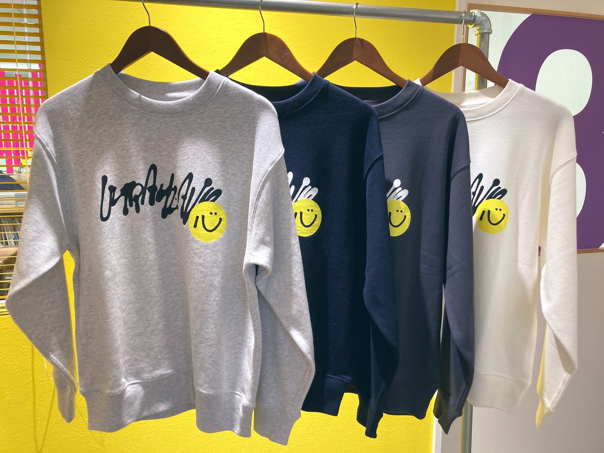 GFGS1's tweet photo. ウルトラヘビーの
スウェット
リサイクルポリのボーダーTシャツ
トートバッグ
ニット帽など
店頭販売しております🙂
リサイクルポリのTシャツは
gfgs とのコラボ商品になります。
是非!是非!この機会に
ご来店ください
お待ちしております♪
#gfgs #ultraheavy #openlabo
#新商品入荷 https://t.co/R0tzg6JghB