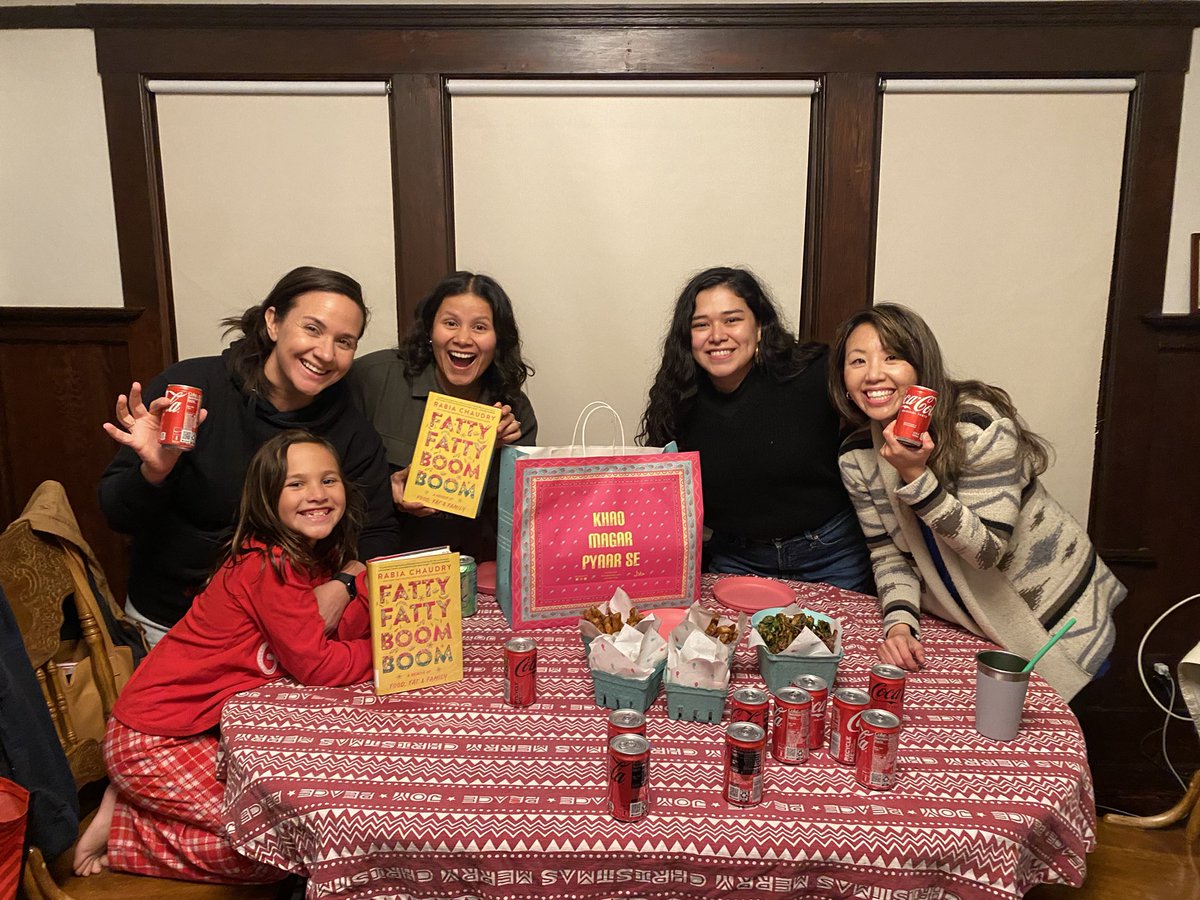 cogscimom's tweet image. We are having a fatty fatty boom boom night thanks to @rabiasquared and @helloparatta!