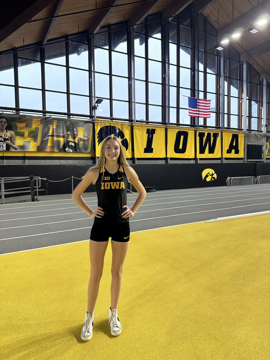 had an awesome official visit to the University of Iowa this weekend! thanks to Coach Hasenbank and the rest of the staff for showing me around!