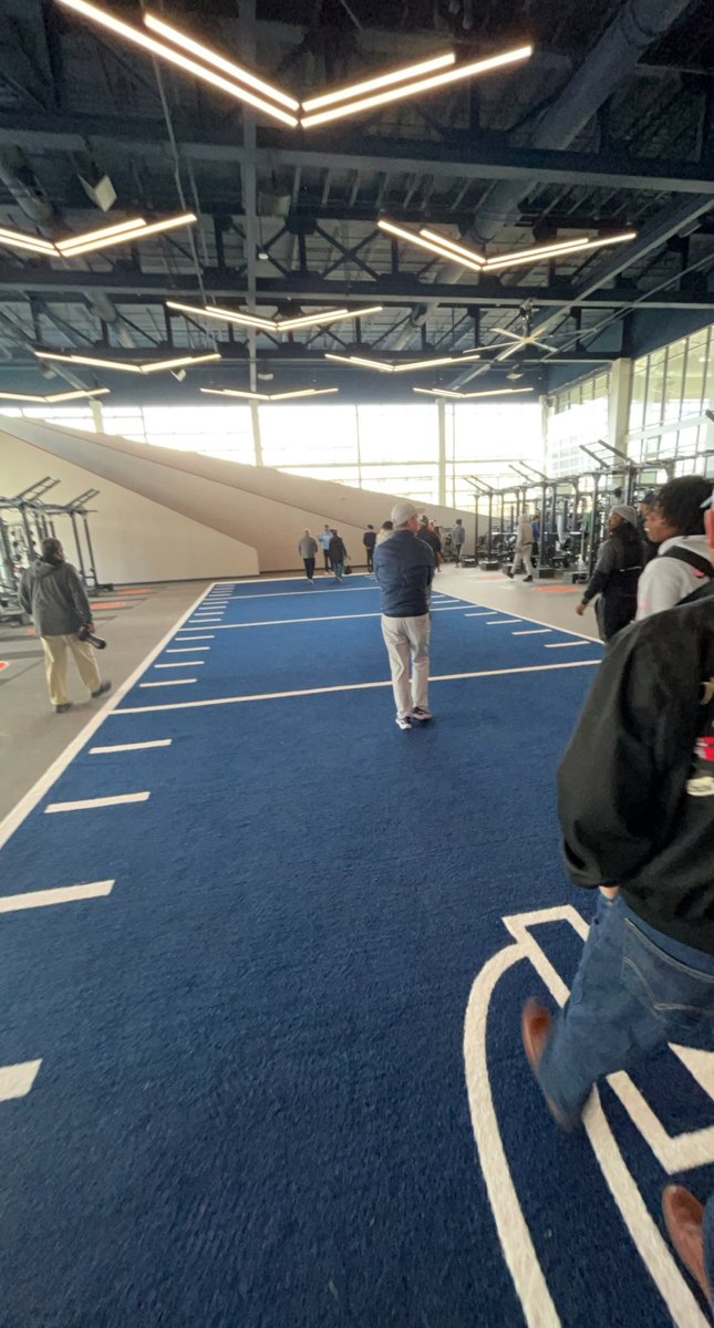 Ethan Sampson tweet media