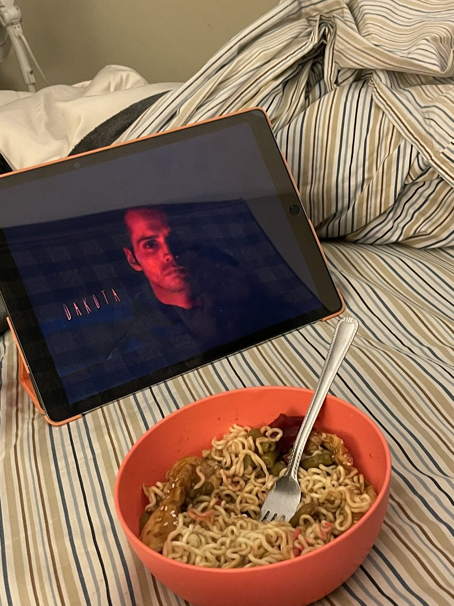 cogill2007's tweet photo. This weeks date night is @destinationfear finale(hopefully not the last one) &amp; ramen bowls lol, we’re also moving during all of this too this week so it’s a much needed chill night 

#datenight @destinationfear @DakotaLaden @Alex_Schroeder4 @Tanner_Wiseman @ChelseaLaden https://t.co/SKKVb1eBqo