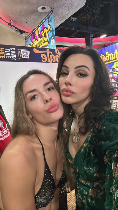 @MissLeahHayes https://t.co/EhLYQ2mYIF