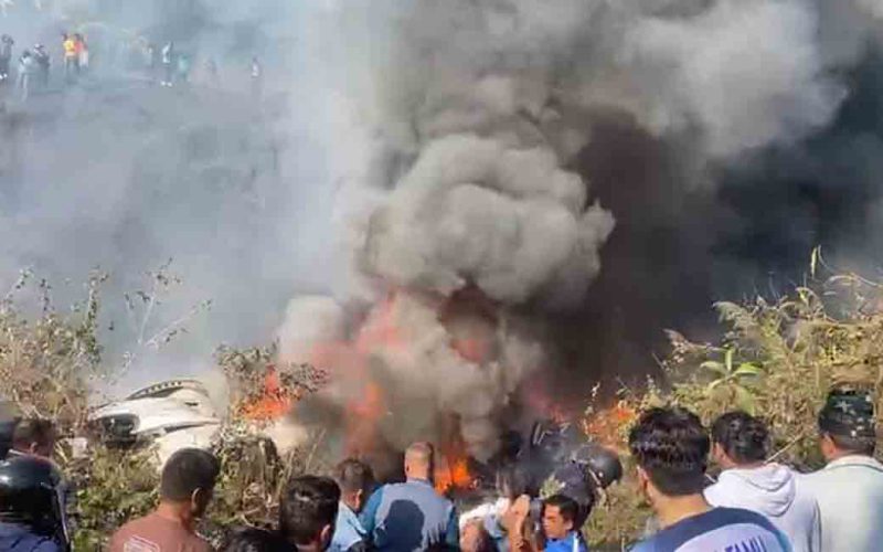 Fireliglntfi's tweet photo. BREAKING: A plane carrying 72 people has crashed in central Nepal. 16 bodies have been recovered, officials say.

📸 Courtesy.

#NBSUpdates https://t.co/TVQTqFXrki