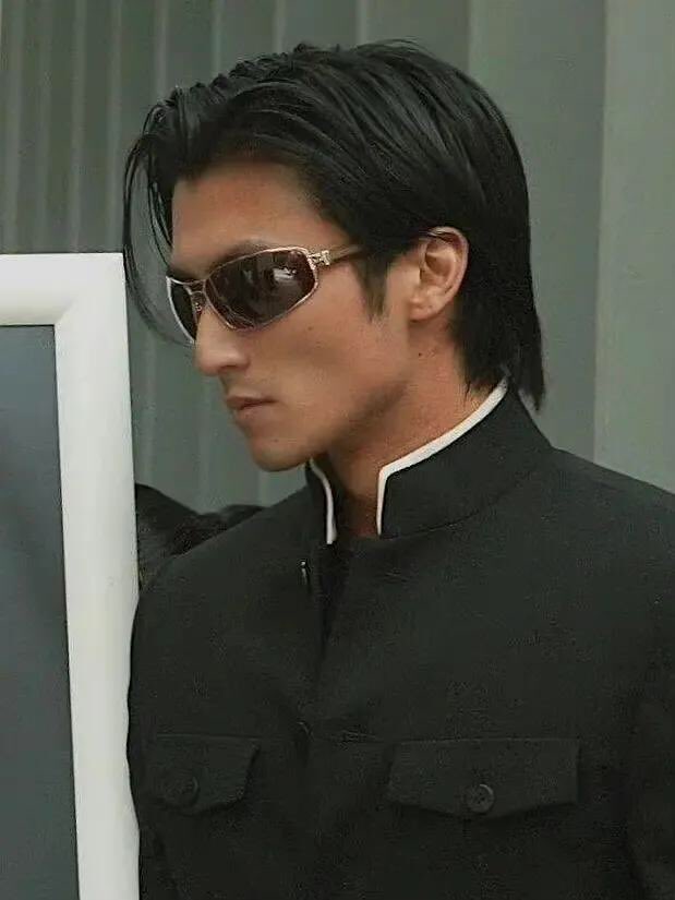 grovymango's tweet image. Thinking abt how hongkong celebs pulled up to Anita mui’s funeral . I need my 3 friends to absolutely slay like this at my funeral