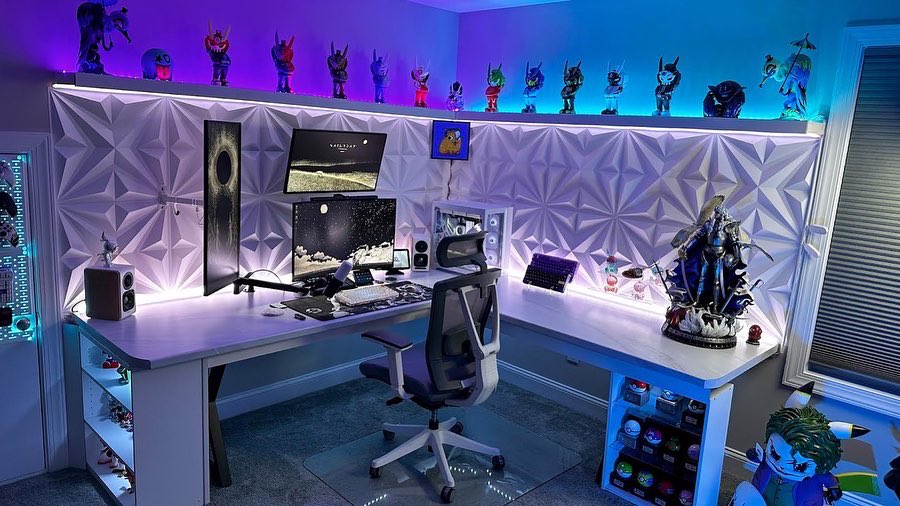 QGinfinite's tweet photo. My desk setup is finally complete. Hard work pays off. https://t.co/hRHIgR9T01