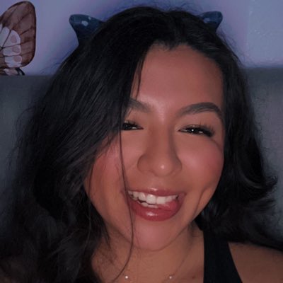 Evelynnn56's tweet photo. #NewProfilePic https://t.co/IxpV2C6UOt