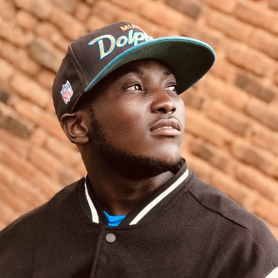 JuliasKayuni's tweet photo. #NewProfilePic https://t.co/LxNB9eenQ4