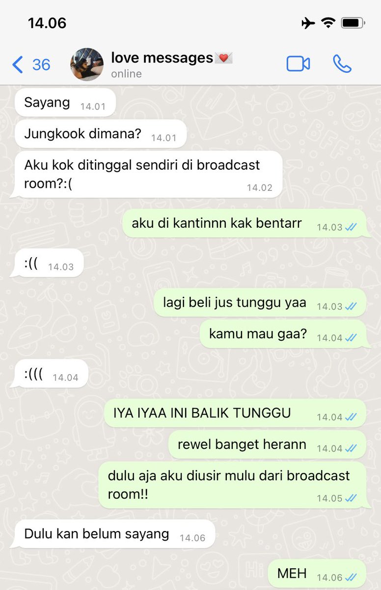 dustheria's tweet photo. #taekook short au; Something In The Air

Cerita tentang Taehyung, Jungkook, dan ruang siaran radio di pagi itu. As the story ends, there must be something in the air. It is love in the air. https://t.co/XaVoa3slYh
