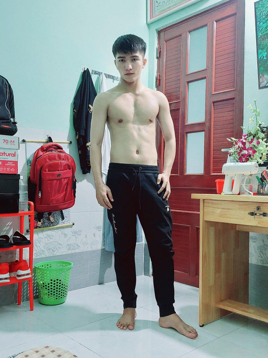 Vvnng68788303's tweet photo. Đồng nai làm quen nhe. https://t.co/acOZIg8DpN