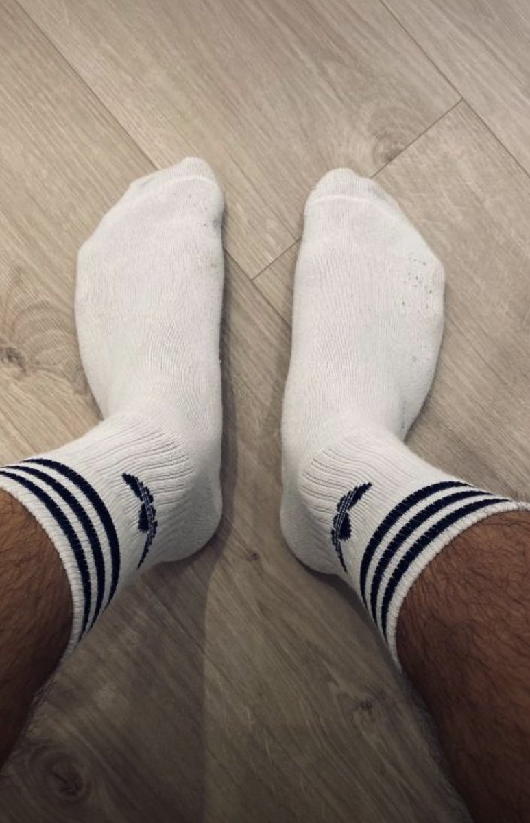 Good morning 😴 🤤

#gay #sock #gaysocks #sniff #fetisch #fun #slave #master #nrw #abused #smelly #cash #buysocks