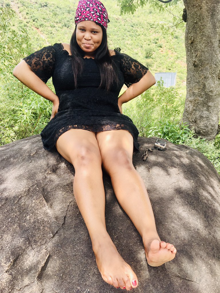 What do you like about village girl 👧?