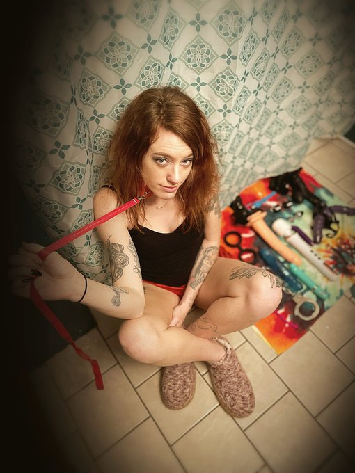 Babyybutt’s pics and videos