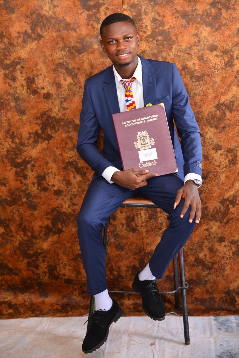 When I first entered de graduation hall, the man next to me said "wow are you here for graduation?? U look so young....."  
He used 10yr, and I used 1yr. 
I became even more proud of myself.
Enzo#fearwomen Anita_Akuffo #CharteredAccountantsGhana kudus