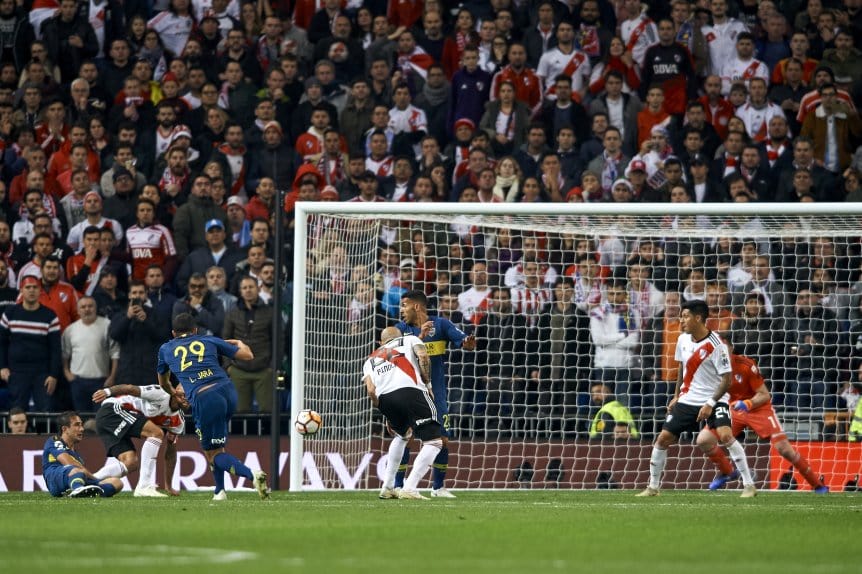 jeronegrette's tweet photo. @gonchobanzas La mia leonardo jara contra river en la final de la libertadores,pega en el palo era el 2 a 2 y quien sabe que podia pasar https://t.co/z4ut9mXcyt