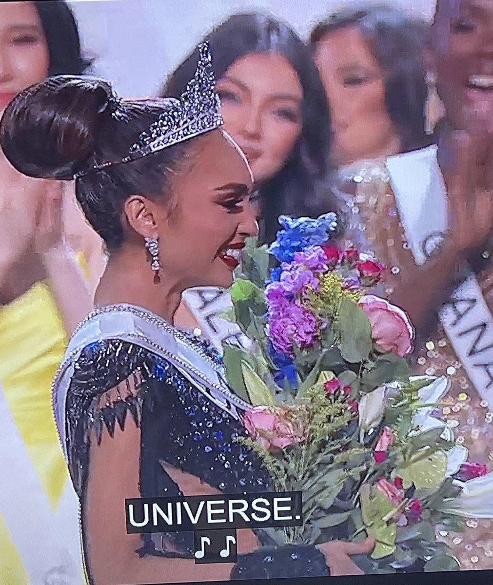AltheyuhMoves's tweet photo. I knew since Miss USA she will get this. our first Filipino-American Miss Universe!!!!!!!!! https://t.co/6lqsIXkino