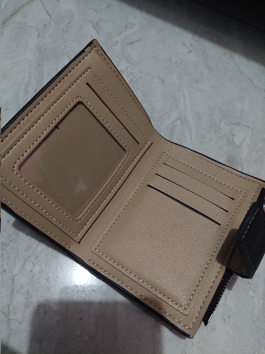 Tannieee2's tweet photo. Dompet Lipat Baellerry

Dompet lipat ini terbuat dari bahan kulit premium. Ada tempat foto dan slot kartunya juga banyak banget. Selain itu ada tempat untuk uang koin. Ukuran dompetnya sedikit lebih besar

Dompet Hitam
https://t.co/GdrtiJYudS
Dompet Coklat
https://t.co/RUFRXGDmS4 https://t.co/Rw9p2CItfA