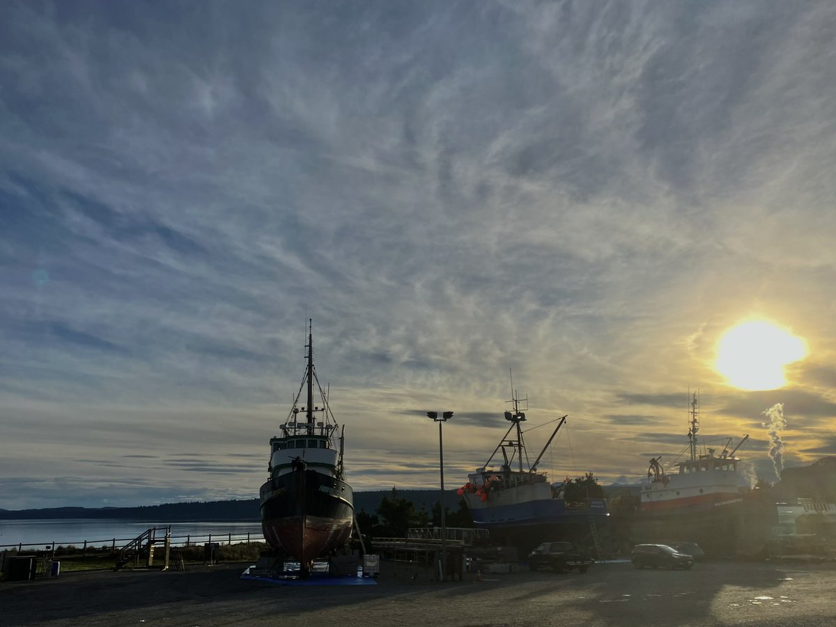 ezusthid's tweet photo. Port Townsend boatyard https://t.co/WibkiJbsSw